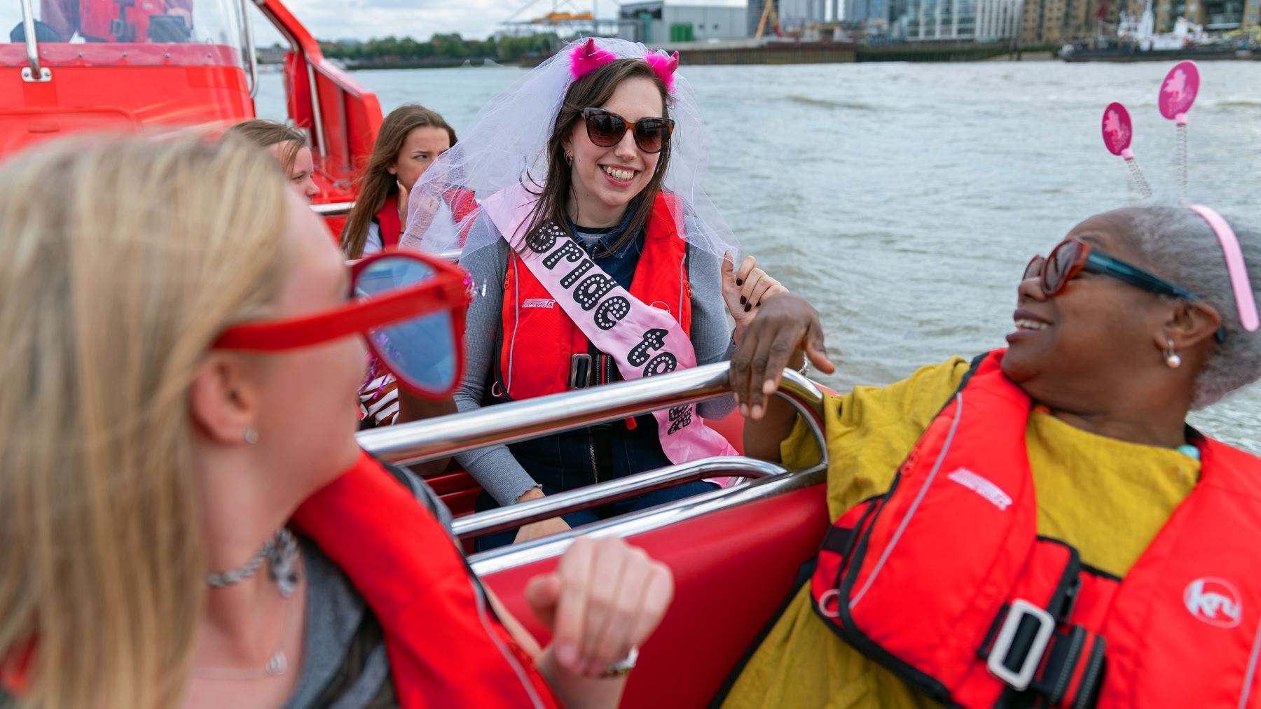 london-stag-and-hen-do-ideas-thames-rockets